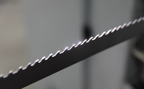临沂双金属带锯条产生切削噪音的原因具体有哪些？
